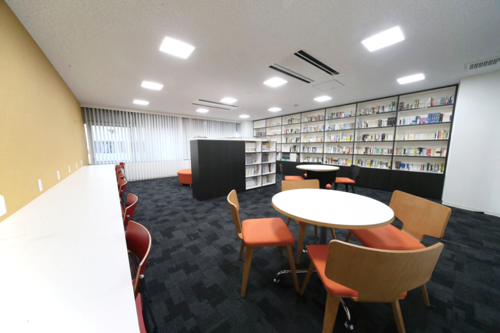 大阪娛樂媒體專門學校日本語學科的写真